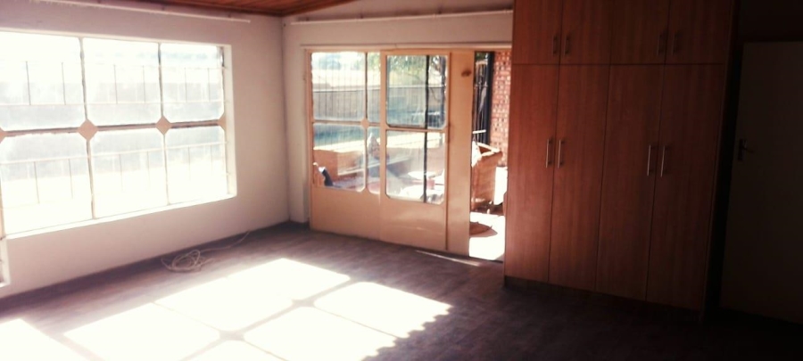 4 Bedroom Property for Sale in Ferreira Free State